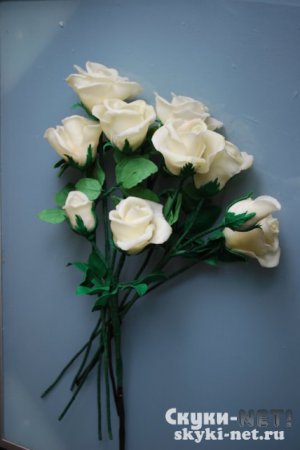 Букет роз на 8 марта из холодного фарфора