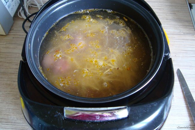 Бабушкин суп с фрикадельками, но в мультиварке