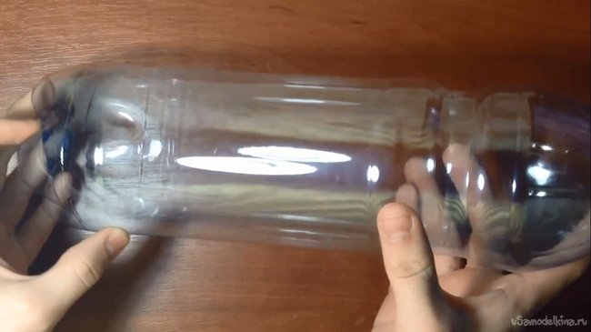 Изготавливаем пластиковую коробку для подарков своими руками в домашних условиях