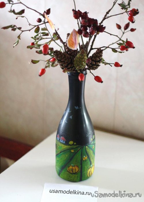 Осенняя икебана, расписная ваза из бутылки