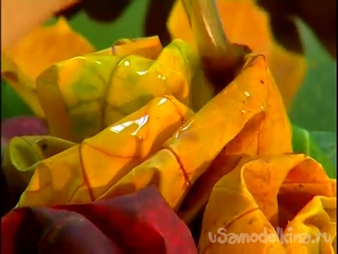 Как сделать букет роз из кленовых листьев