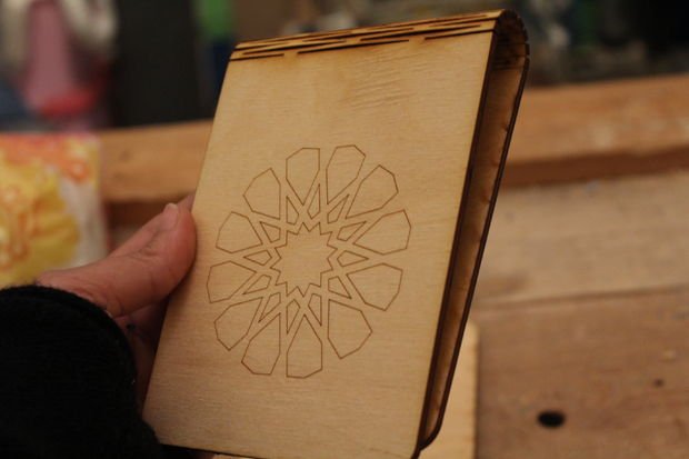 Необычный блокнот с деревянной обложкой