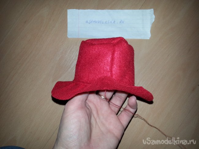 Заколка «красная шапочка»