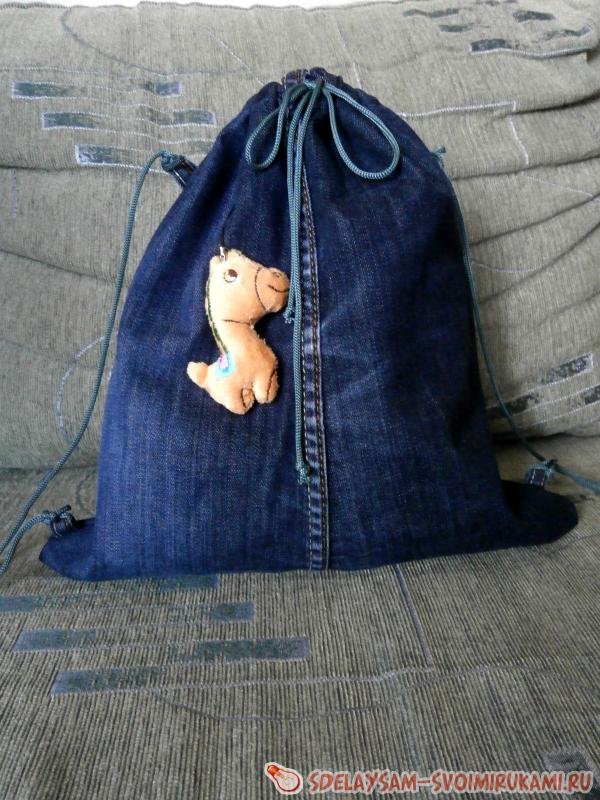 Джинсовый рюкзак для детишек