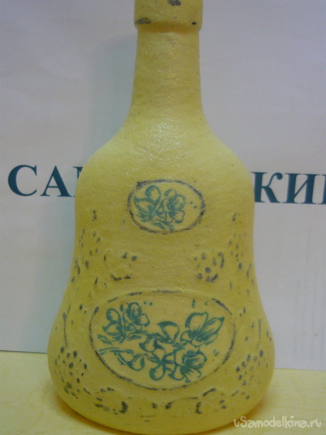 Декоративная бутылка в стиле «Шебби шик»