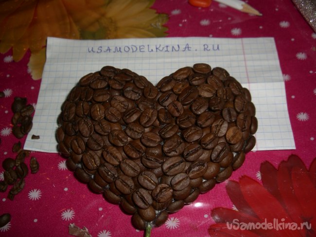 Кофейное сердце в чашке