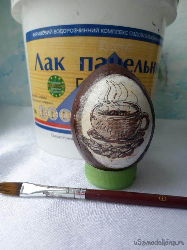 Пасхальные яйца из кофейных зёрен