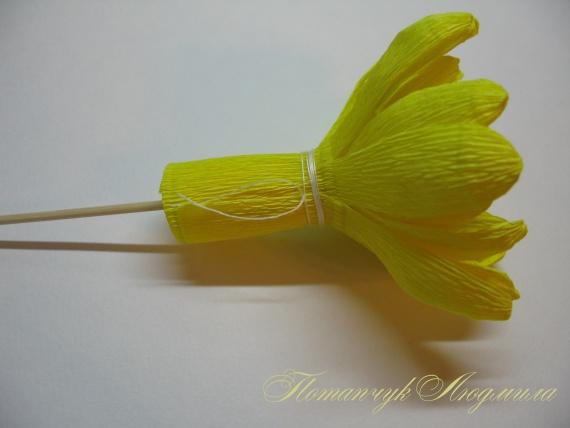 Свит-дизайн: хризантемы из конфет
