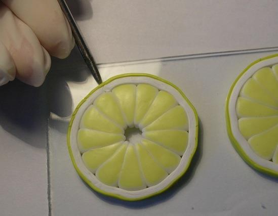 Ломтики лимона из полимерной глины