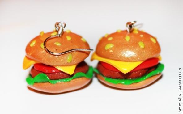 Сережки хрустящий гамбургер из пластики