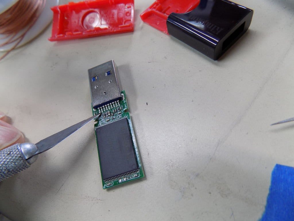 Двойная USB флешка с секретом