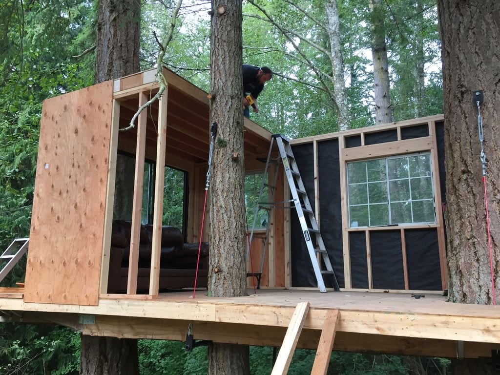 Как построить дом на дереве