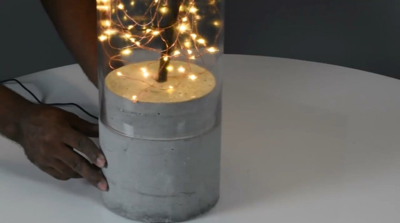 Светодиодный светильник в форме цилиндра