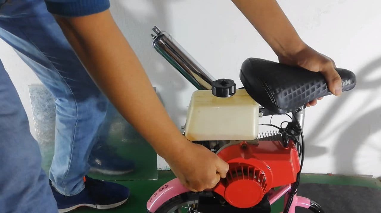 Переделка детского велосипеда в скутер с мотором 50cc