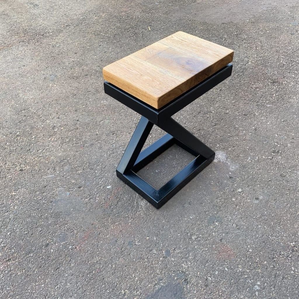 Стул-стол из металлического профиля