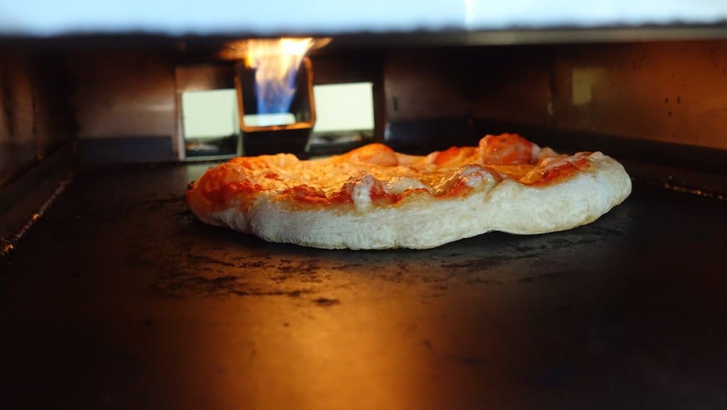 Печь для приготовления пиццы (газ) + рецепт приготовления