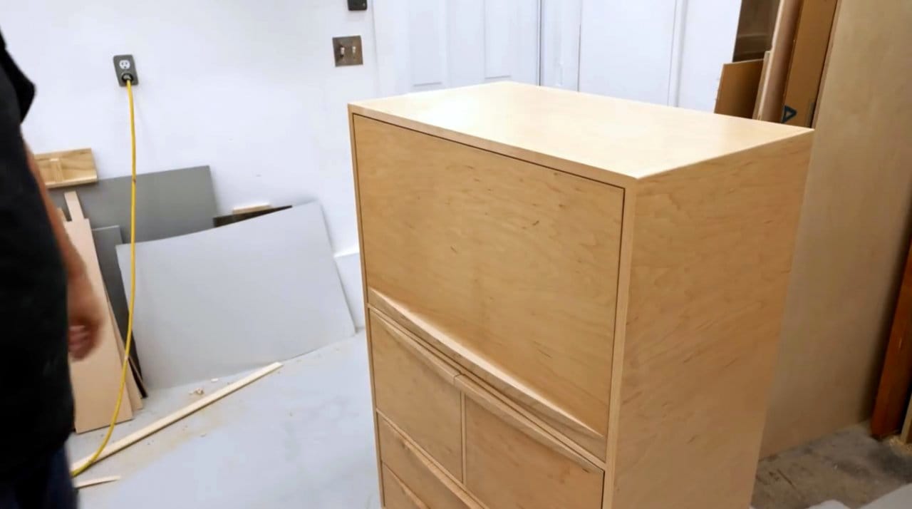 Как сделать откидную дверцу для шкафа