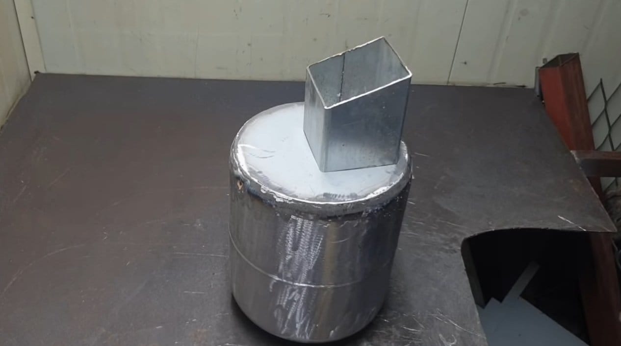 Компактная печь с варочной плоскостью - из газового баллона