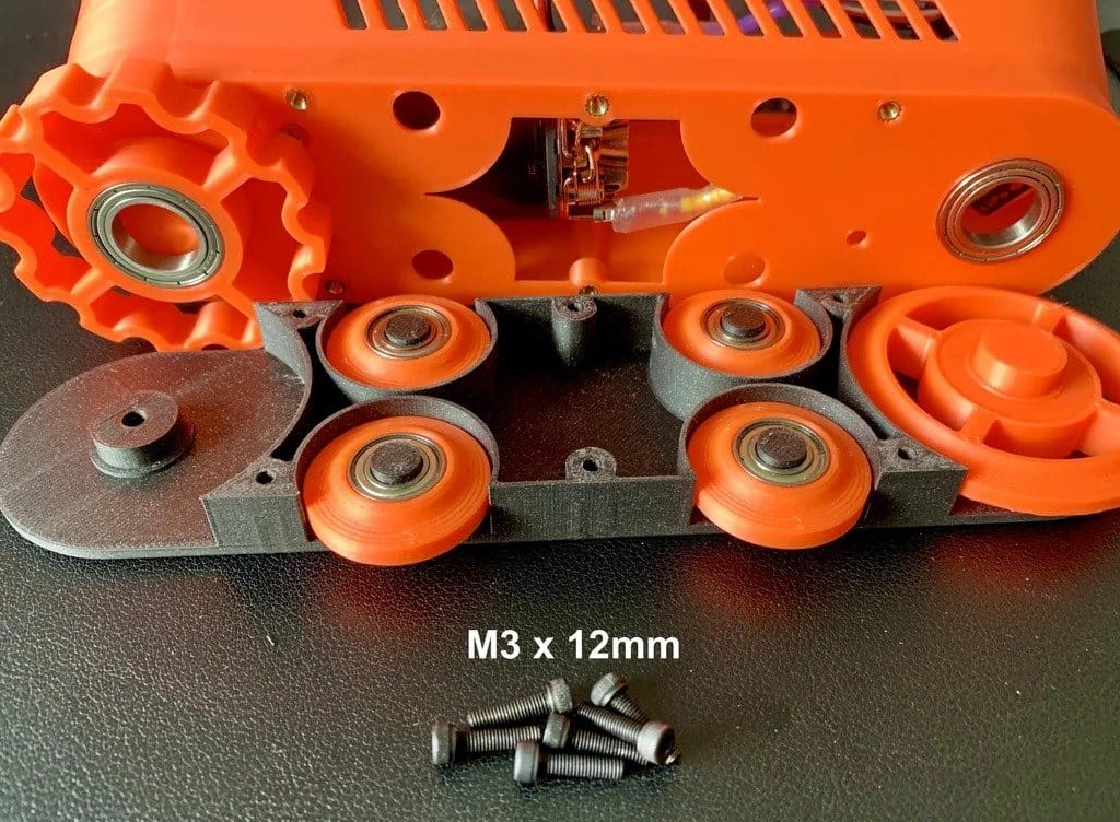 3D-печатный марсоход с камерой и возможность установки навесного оборудования