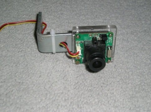 Подводный дрон с видеокамерой