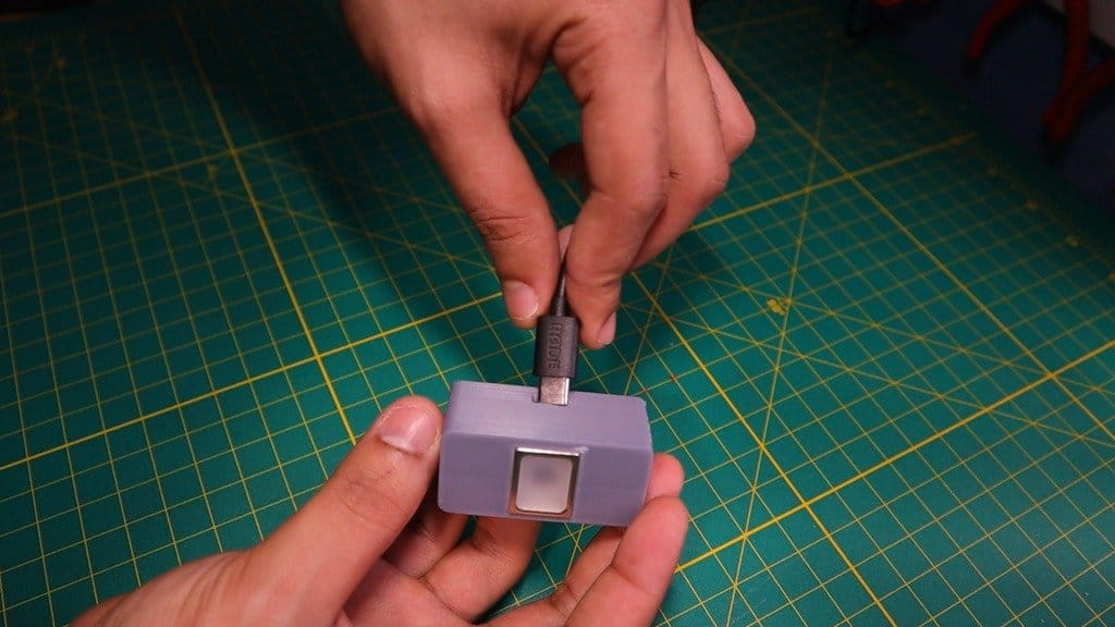 Детектор отпечатка пальцев для компьютера