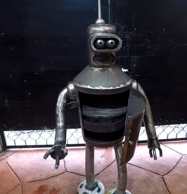 Жаровня в виде робота-сгибальщика Бендера из Футурамы