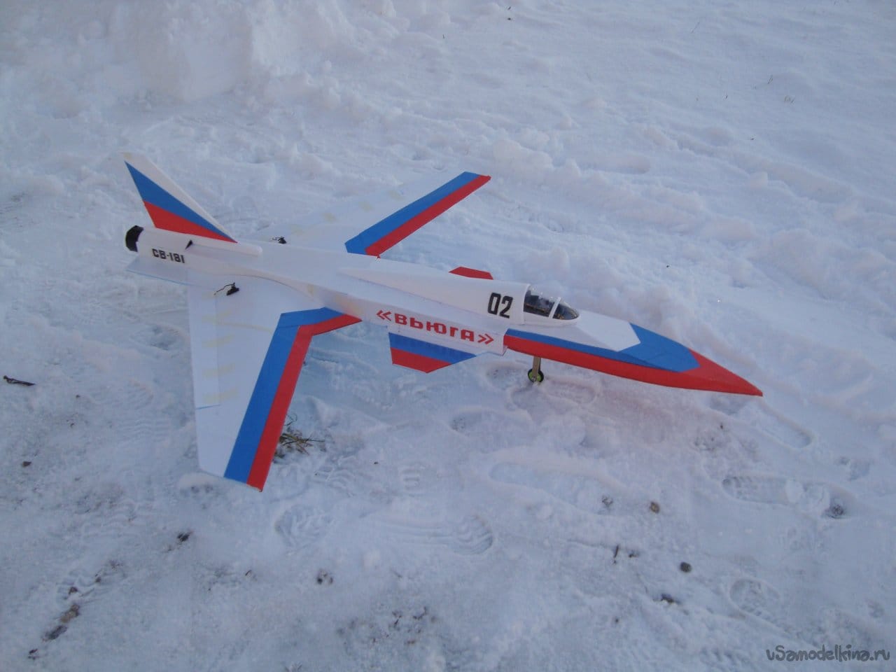 Экспериментальная авиамодель с КОС «Вьюга» СВ -181