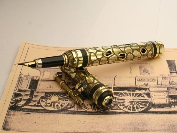 Перьевая ручка в стиле стимпанк своими руками