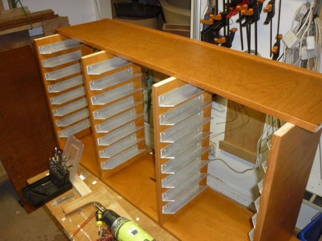 Шкаф для хранения электронных компонентов