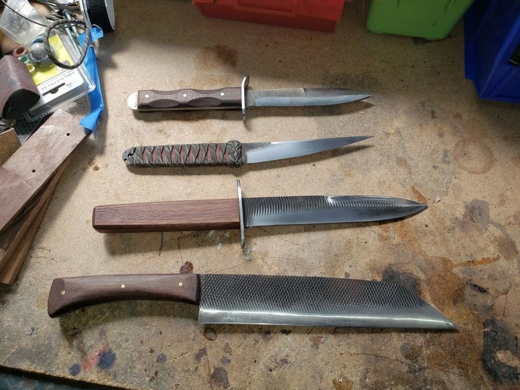 Ножи и другие приспособления для очистки рыбы от чешуи