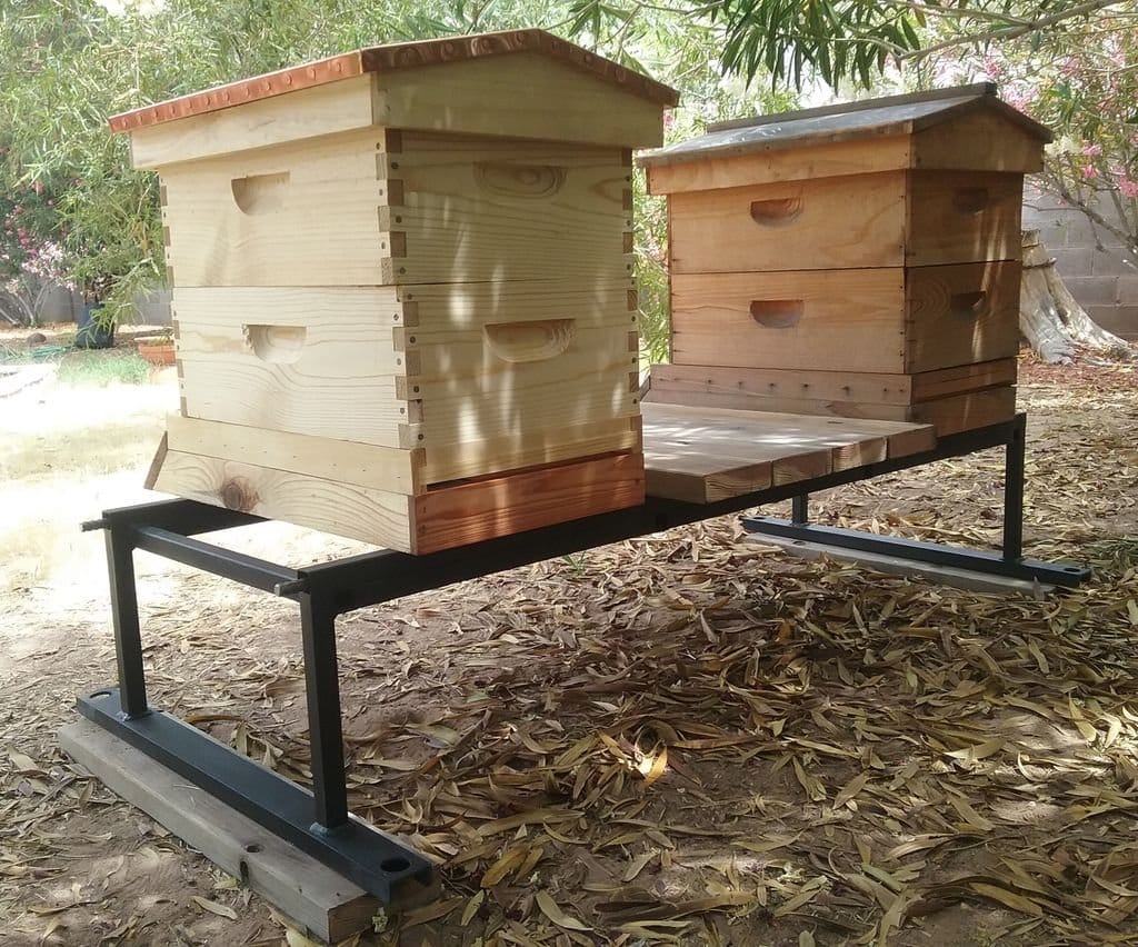 Использование медогонки в пчеловодстве