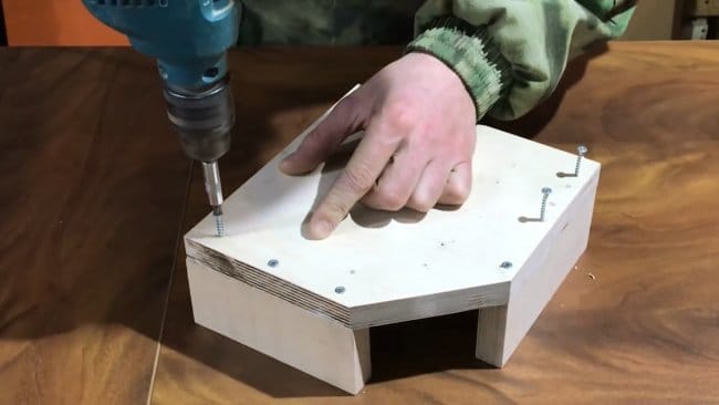 Как сделать деревянный угольник. Смотреть фото Как сделать деревянный угольник. Смотреть картинку Как сделать деревянный угольник. Картинка про Как сделать деревянный угольник. Фото Как сделать деревянный угольник
