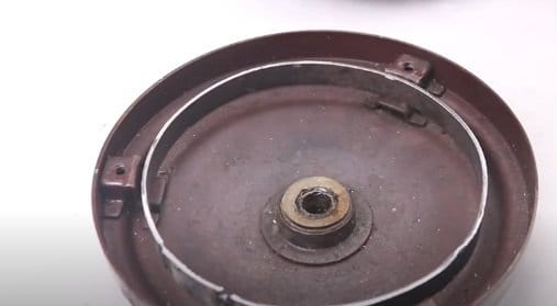 Electronic independence - homemade mini hydroelectric power plants
