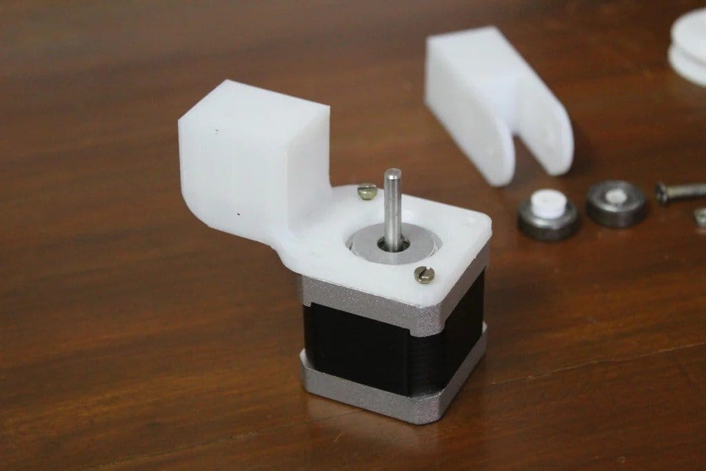 Automatic camera slider with positioning along three axes