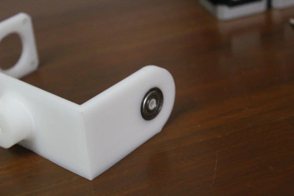 Automatic camera slider with positioning along three axes