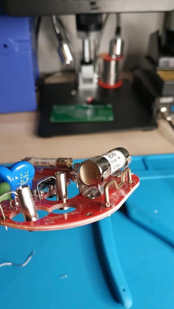 Modification of the multimeter for current protection and voltage