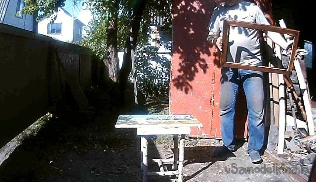 Budget frame for a mirror, photo or painting