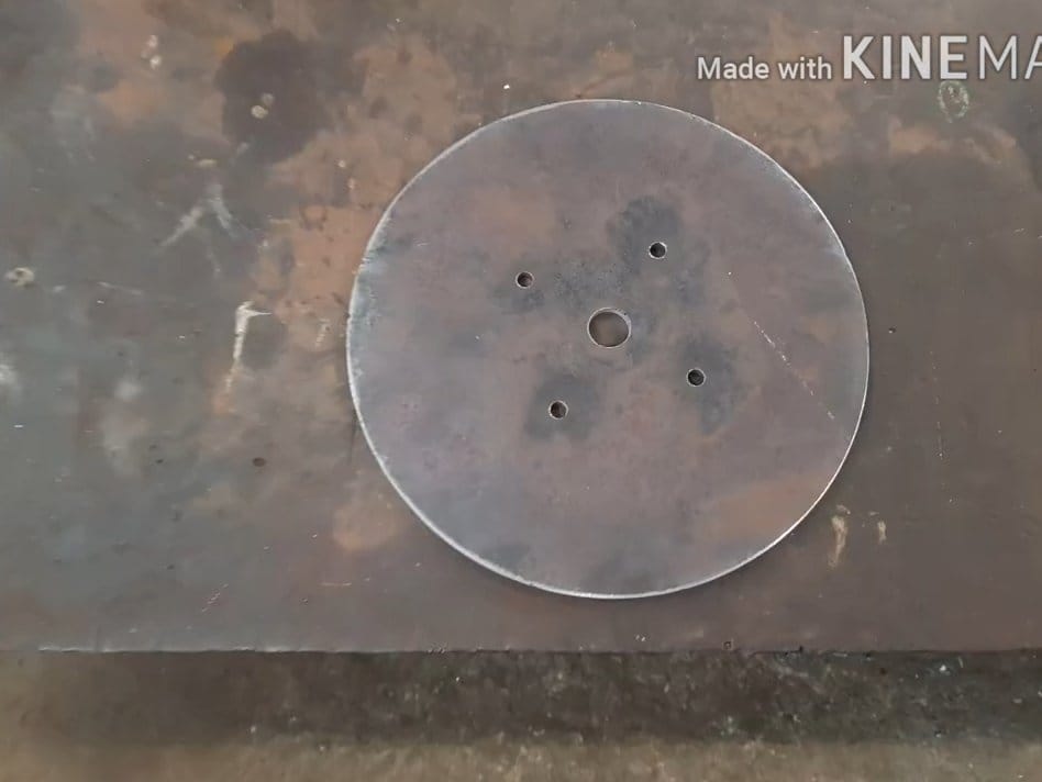Necessity for inventions is cunning or a washing machine with your own hands