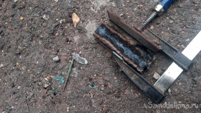 Два молота из обрезков арматуры