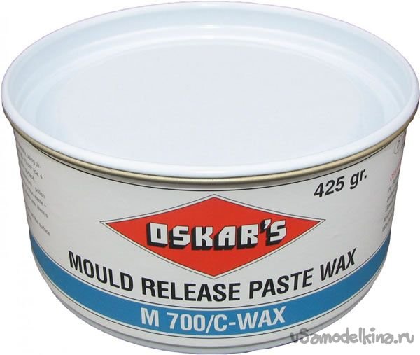 Процесс закладки карбоновой хвостовой балки матчевого планера класса F5J