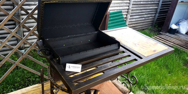 Мангальный стол