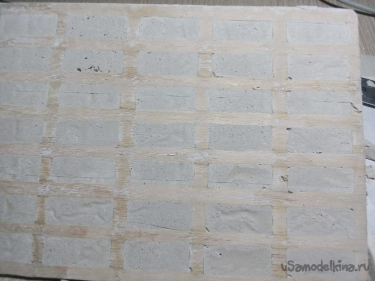 Кирпичи из гипса