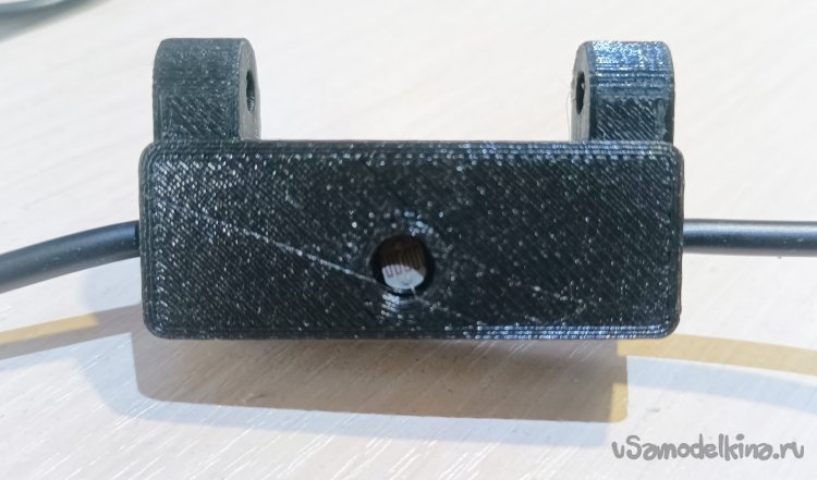 Плата размещена в корпусе, закрыта крышкой